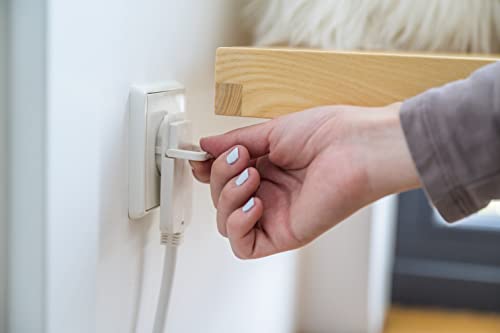 Brennenstuhl Qualitäts-Kunststoff-Verlängerungskabel mit Flachstecker (Verlängerungskabel flach für innen mit 3m Kabel) weiß