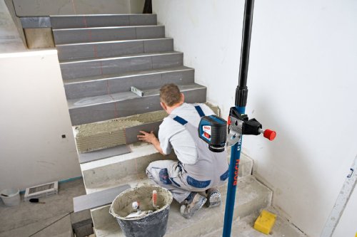 Bosch Professional Teleskopstange für Laser und Nivelliergeräte BT 350 (Höhe: 140–350 cm, 3 Sektionen)