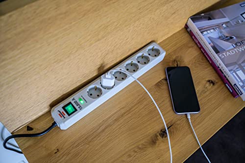 Brennenstuhl Eco-Line Steckdosenleiste 6-Fach mit Überspannungsschutz (Mehrfachsteckdose mit erhöhtem Berührungsschutz, Schalter und 1,5m Kabel) PC-Grau