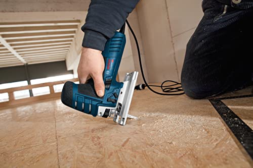 Bosch Professional Stichsäge GST 150 CE (780 Watt, Schnitttiefe Holz max: 150 mm, ohnne Schlauch, im Koffer)