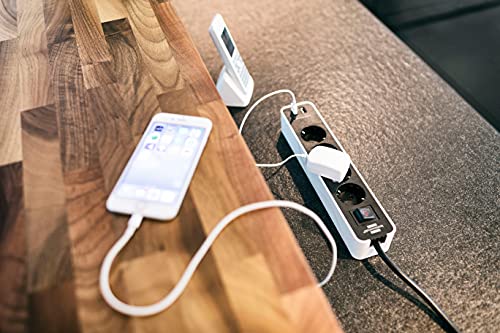 Brennenstuhl Steckdosenleiste Ecolor 4-Fach mit USB (Mehrfachstecker mit 2 USB-Ladebuchsen, Mehrfachsteckdose mit Schalter und 1,5m Kabel) weiß/schwarz