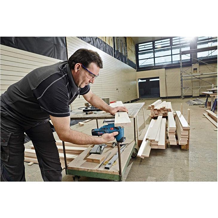 Bosch Professional 12V System Akku Stichsäge GST 12V-70 (2x Sägeblatt, Gleitschuh, Spanreißschutz, Schnitttiefe in Holz: 70 mm, ohne Akkus und Ladegerät, im Karton)