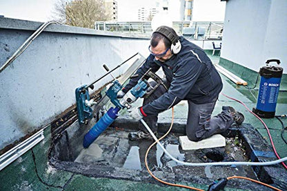 Bosch Professional Nass-Diamantbohrmaschine GDB 180 WE (5,2 kg, 2.000 Watt, 230 Volt, 180 mm Bohrbereich, Adapter Staubabsaugung, Kugelhahn, im Koffer)